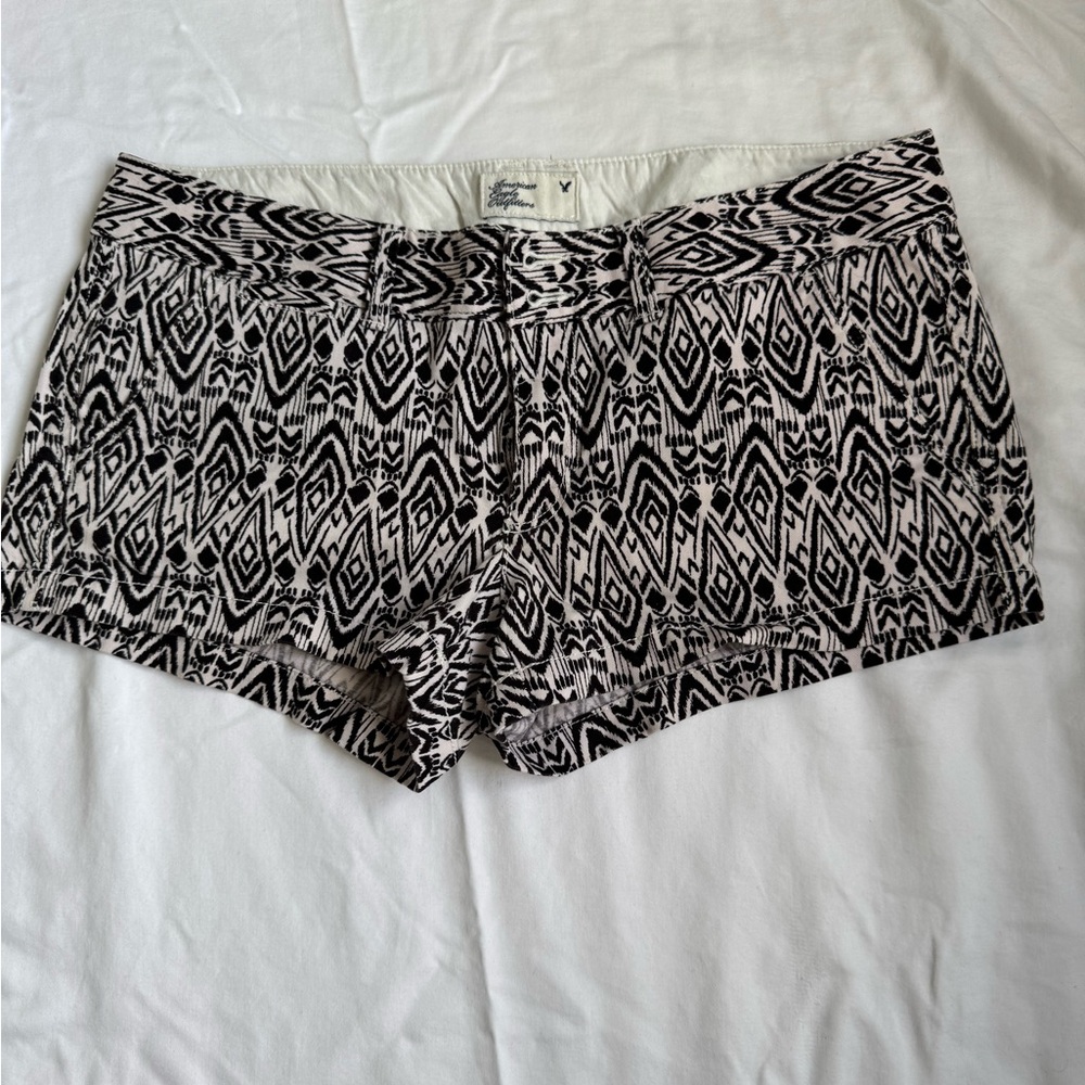 American Eagle Outfitters Black and White Geometric High Waist Shorts